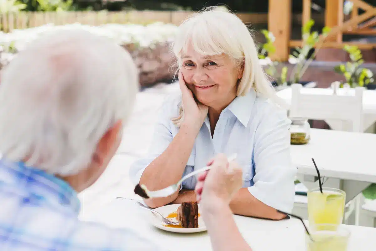 You are currently viewing Menopause Diet | What To Eat While Going Through Menopause