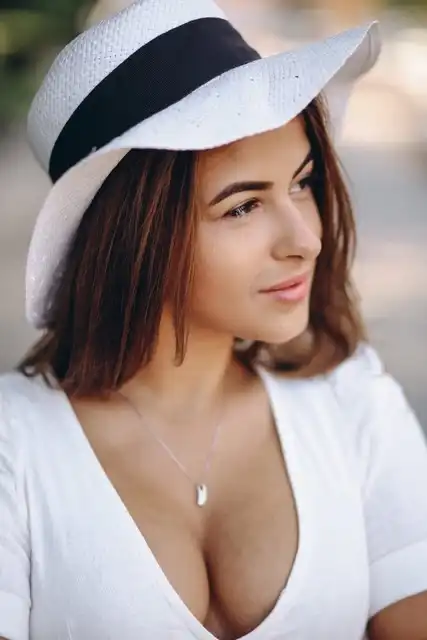 Woman with breast implants Las Vegas — non-surgical shockwave therapy for capsular contracture and breast implant encapsulation at Las Vegas Aesthetics by Thomas Pulice PA-C